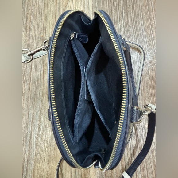 Authentic Coach Navy Blue and White Crossbody Purse with wallet - Picture 6 of 14